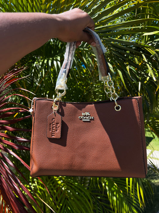 The Noir Chain Elegance Bag